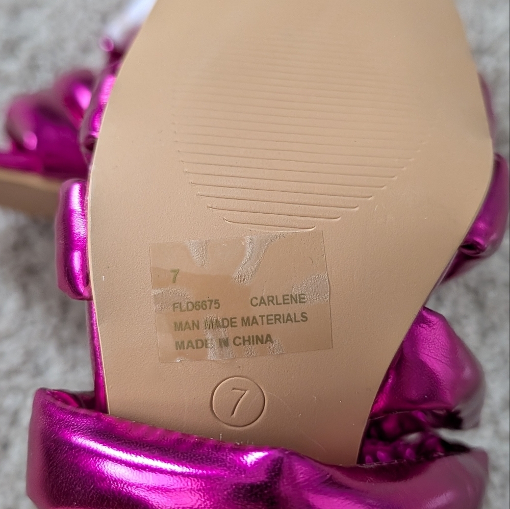 Cape Robbin Fuchsia Pink Carlene Metallic Faux Leather Slip-on Heel Sandals Sz 7 - Picture 12 of 16